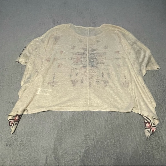 BENISTI Aztec batwing top with feather detail size M/L - Picture 7 of 7
